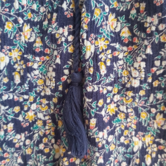 Floral flowy top - Picture 3 of 3